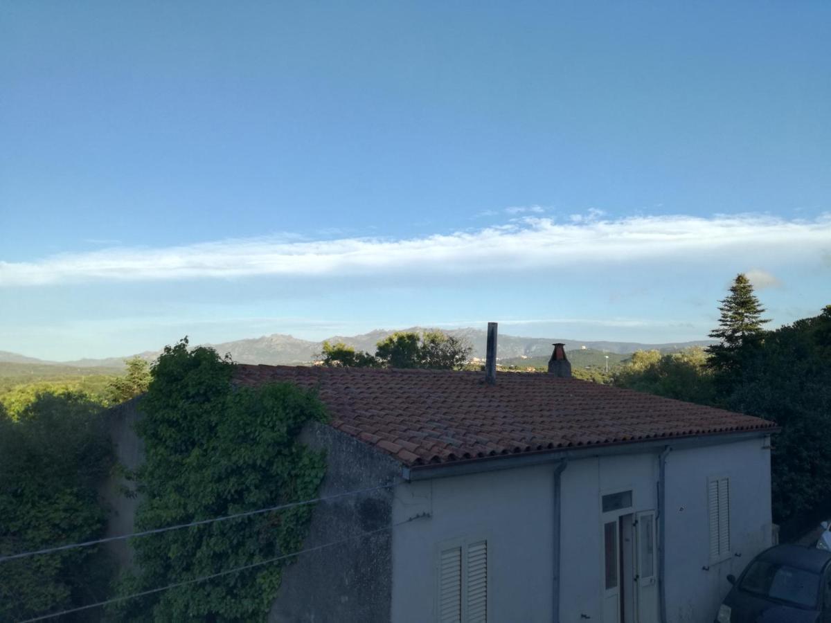 AggiusMonti Di Bo公寓 外观 照片